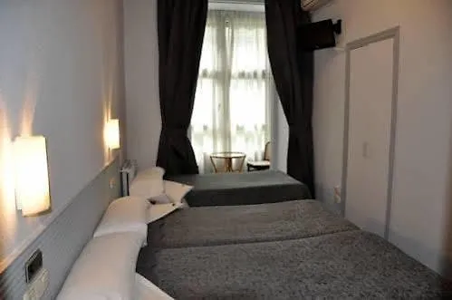 Pension Donostiarra San Sebastian Guest house