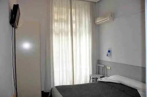 Pensión Donostiarra San Sebastián 2*,  España